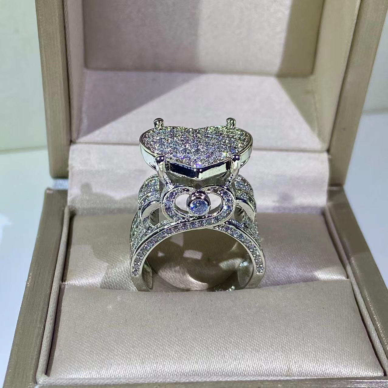 Wedding Rings 925 Silver Exquisite Big Heart 5A CZ Micro Pave Cubic Zirconia Fully Iced Out Bling Hip Hop Punk Men Women Jewelry 230517