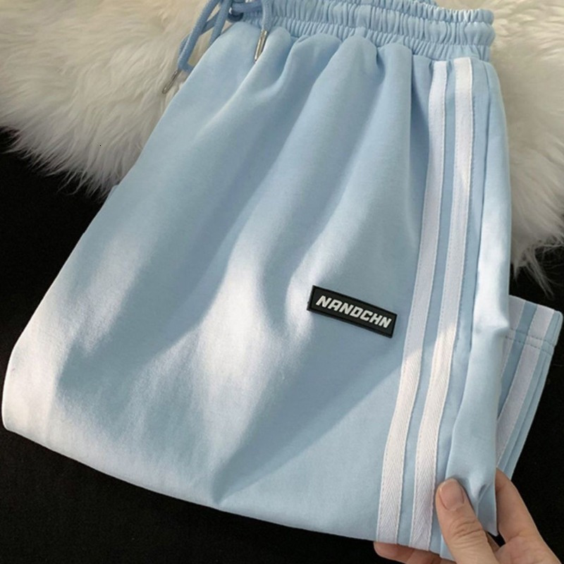 Women s Shorts Wakamono Celana Musim Panas Wanita Beige Pendek Olahraga Gaya Korea Longgar dan Tipis Kasual Lebar Kaki Drop 230517