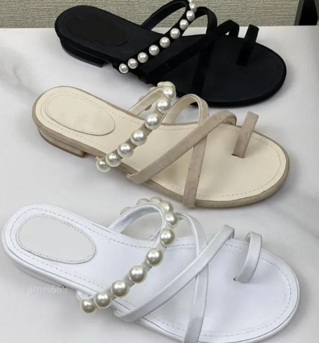 2023 New Sandals Cross strap combination women's slippers pearl flat sandals Simple and elegant design solid color Clip toe flip flop sliper fashion versatile
2023 New Sandals Cross strap combination women's slippers pearl flat sandals Simple and elegant design solid color Clip toe flip flop sliper fashion versatile