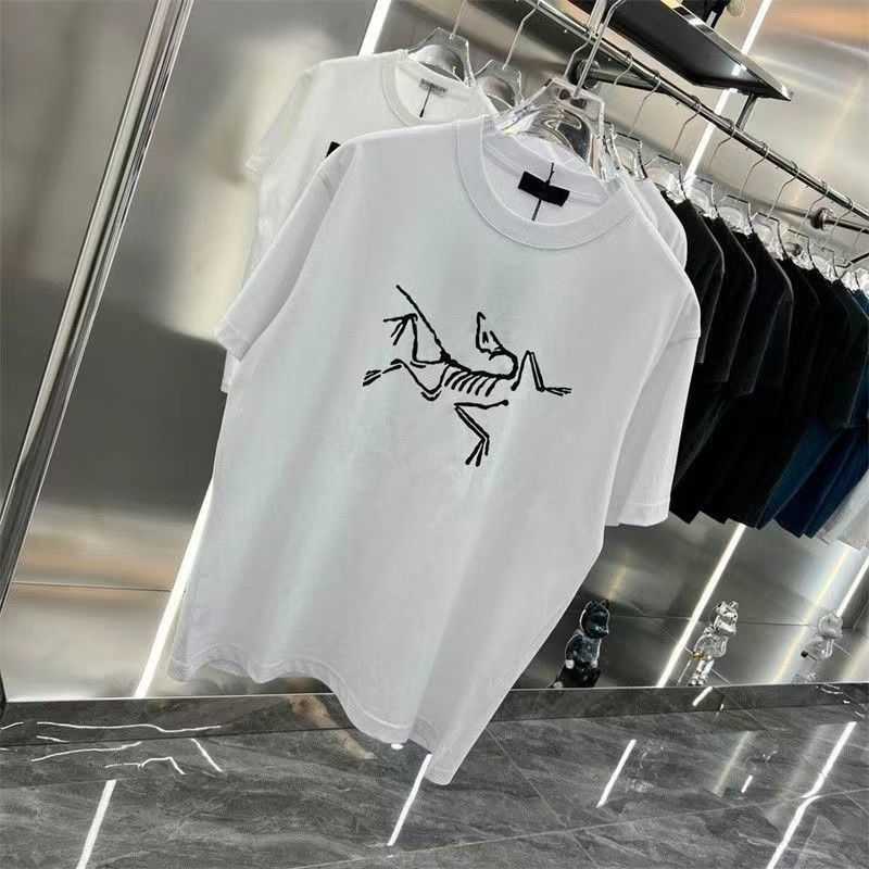 Designer Fashion Clothing ARC TERYXES Tees Tshirt 2023 New Pure Cotton Archaeopteryx Mens Youth Short Round Neck Tshirt Trendy Loose Versatile Print Half Sleeve Top, White
