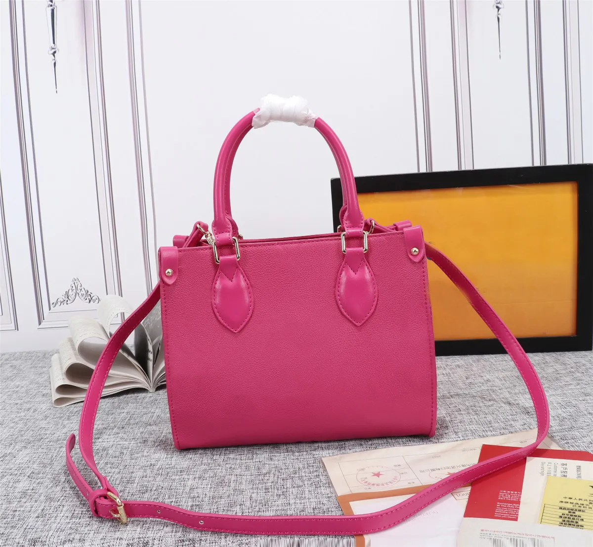 FASHION MM GM WOMEN ONTHEGO luxurys designers Monogramee bags genuine leather lady Handbags messenger crossbody shoulder bag Totes Wallet, Blue
FASHION MM GM WOMEN ONTHEGO luxurys designers Monogramee bags genuine leather lady Handbags messenger crossbody shoulder bag Totes Wallet, Blue
