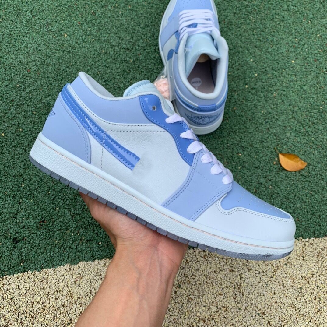 top quality Casual Shoes 2023 Lifestyle Collection 1s Basketball Men Women Jumpman 1 Low SE Blue Ghost White The Mighty Swooshers Outdoor-Indoor Designer Sneakers
top quality Casual Shoes 2023 Lifestyle Collection 1s Basketball Men Women Jumpman 1 Low SE Blue Ghost White The Mighty Swooshers Outdoor-Indoor Designer Sneakers