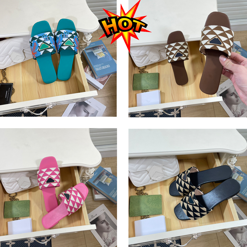 2023 Paris Embroidered Dazzle Designer Slippers Womens Sandals Wear Summer Beach Casual Flip-Flops Flat Slippers Sliders With Dust Bag EUR 35-40
2023 Paris Embroidered Dazzle Designer Slippers Womens Sandals Wear Summer Beach Casual Flip-Flops Flat Slippers Sliders With Dust Bag EUR 35-40