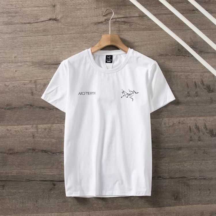 Designer Fashion Clothing ARC TERYXES Tees Tshirt 2023 Outdoor ARCT Ancestral Archaeopteryx Chest Letter Embroidery Short Sleeve Mens Womens Couple Wear Simple, White
Designer Fashion Clothing ARC TERYXES Tees Tshirt 2023 Outdoor ARCT Ancestral Archaeopteryx Chest Letter Embroidery Short Sleeve Mens Womens Couple Wear Simple, White