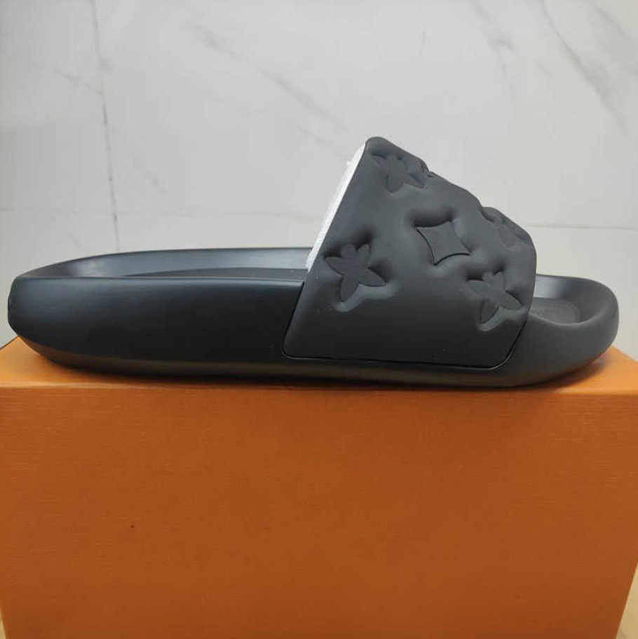 2023 Designer Men and Women Pillow Slippers for top quality Summer Slides Luxury Beach Shoes Couple Shoes
2023 Designer Men and Women Pillow Slippers for top quality Summer Slides Luxury Beach Shoes Couple Shoes