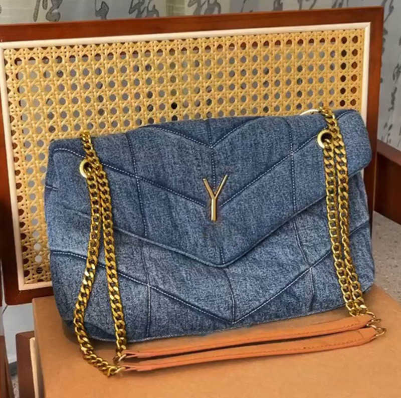 Evening Bags Designer Shoulder Bags Womens Denim Crossbody Bag Stylish Leather Handbags Casual Women Shopping Bags High Capacity Purses Cloud Bag, Dark grey
Evening Bags Designer Shoulder Bags Womens Denim Crossbody Bag Stylish Leather Handbags Casual Women Shopping Bags High Capacity Purses Cloud Bag, Dark grey