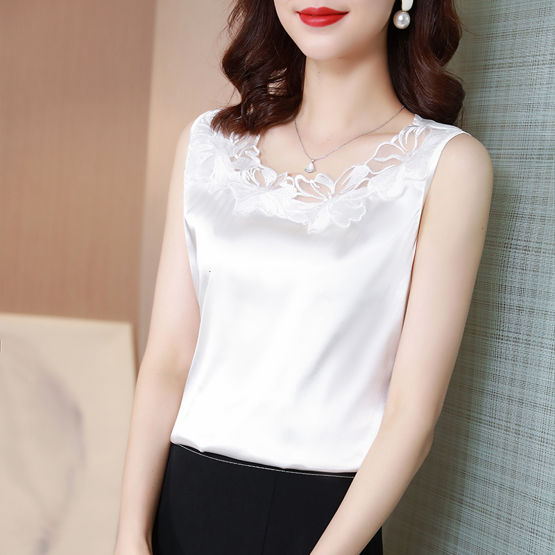 Camisoles Tanks M-4XL Casual Sleeveless Lace Vest Tee shirt Fashion Women's Clothing Summer Camisole Tank Tops 230518