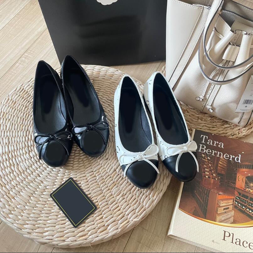 Designer C letter women sandals luxury sheepskin pads Italian genuine leather Karma but atmospheric ballet shoes exquisite packaging eu-35-40, Black
Designer C letter women sandals luxury sheepskin pads Italian genuine leather Karma but atmospheric ballet shoes exquisite packaging eu-35-40, Black