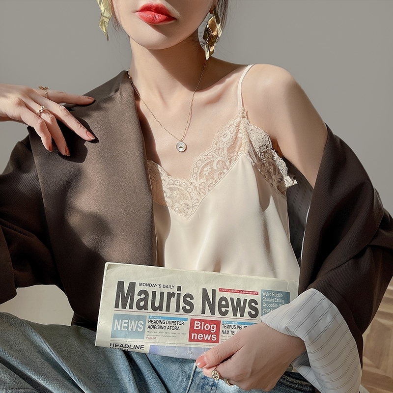 Camisoles Tanks Women's Satin Lace V Neck Camisole Top Lady Office Wear Basic Camis Sexy Sleeveless Solid Color Tank Top 230518