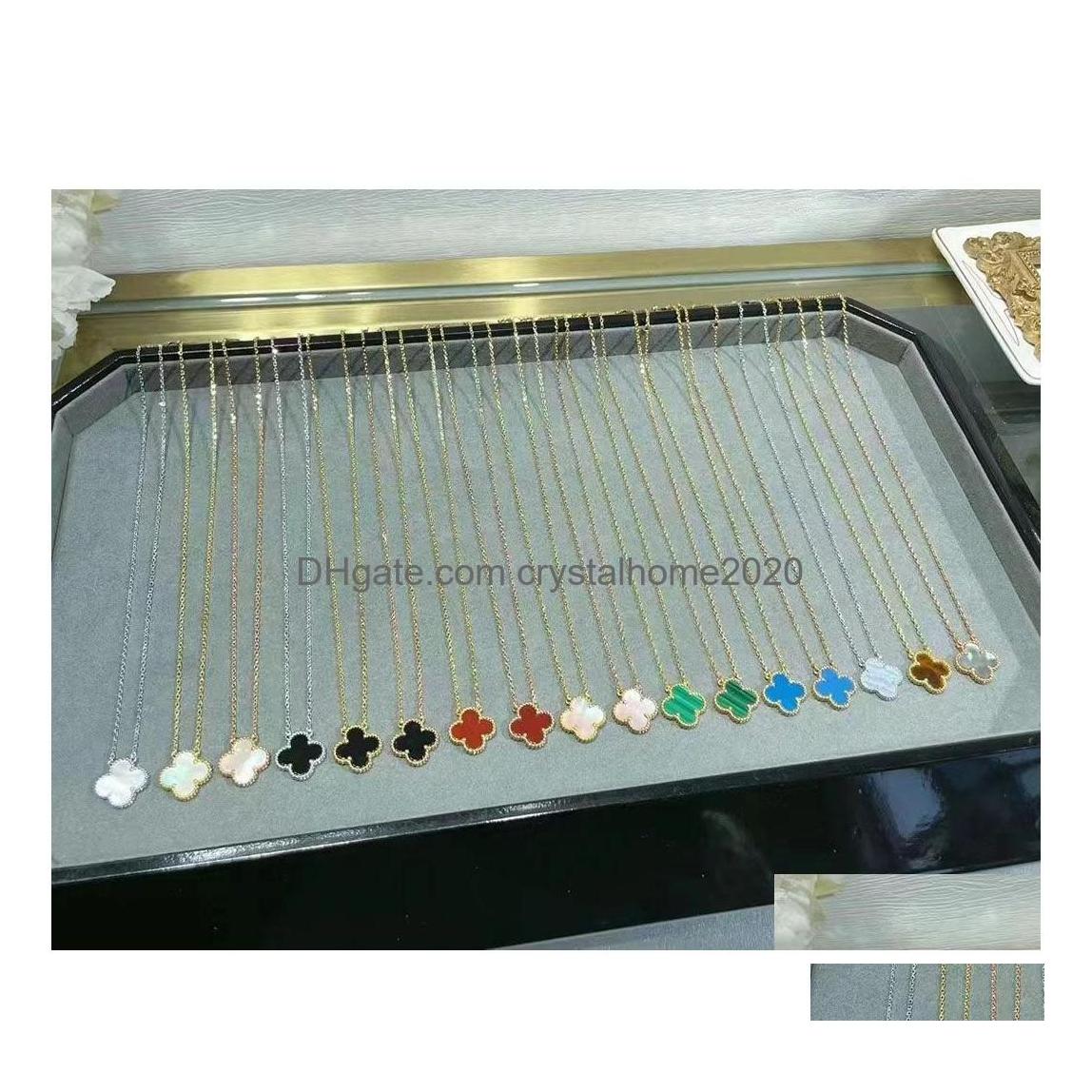 Arts And Crafts Pendant Necklaces Luxury Va Brand Clover Designer Gold Black Blue White Pink Red Green Stone Sweet Flower 15Mm 4 Le Dhor3
Arts And Crafts Pendant Necklaces Luxury Va Brand Clover Designer Gold Black Blue White Pink Red Green Stone Sweet Flower 15Mm 4 Le Dhor3