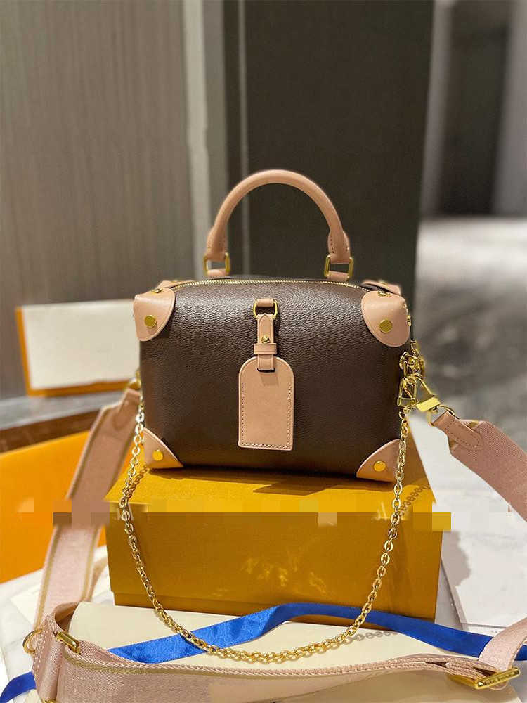 Women messenger bags Brown Classic Soft Box Bag Designers Crossbody Bags Handbag Shoulder Chain Bag Cosmetic Handbags
Women messenger bags Brown Classic Soft Box Bag Designers Crossbody Bags Handbag Shoulder Chain Bag Cosmetic Handbags