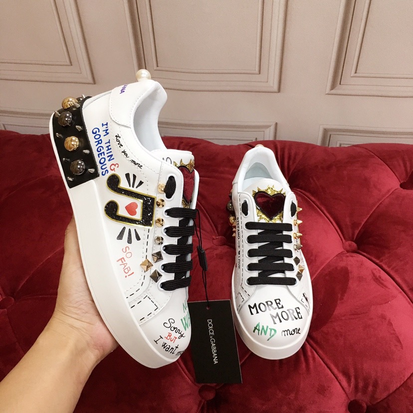 Dolce & Gabbana DG Designer Shoes Men Luxury Designers Sneaker Women Platform Leather Casual Shoe Low Top Lace Up Sneakers With Clear Sole New Trainers P13B, Hunter green
Dolce & Gabbana DG Designer Shoes Men Luxury Designers Sneaker Women Platform Leather Casual Shoe Low Top Lace Up Sneakers With Clear Sole New Trainers P13B, Hunter green