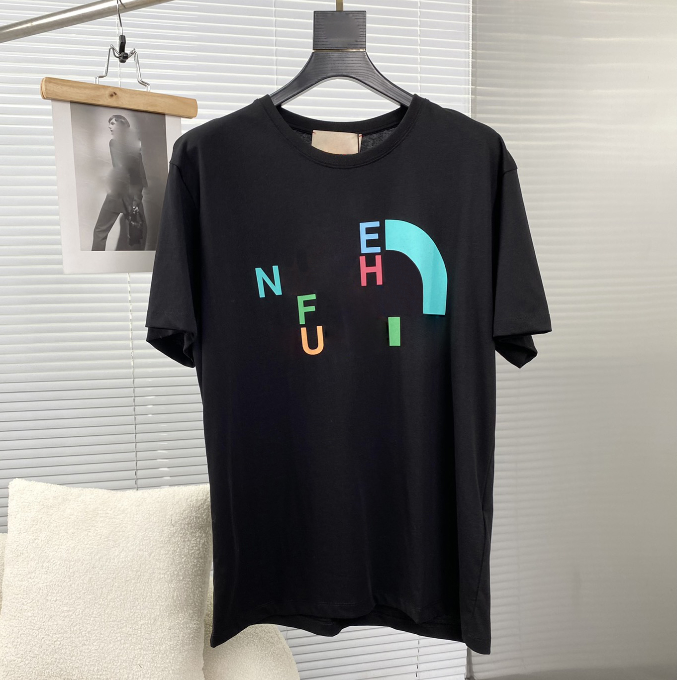Summer Mens Designer T Shirt Designer Men Tees With Letter Pattern Print Short Sleeve Shirts Fashion Loose Casual T Shirt, 17
Summer Mens Designer T Shirt Designer Men Tees With Letter Pattern Print Short Sleeve Shirts Fashion Loose Casual T Shirt, 17
