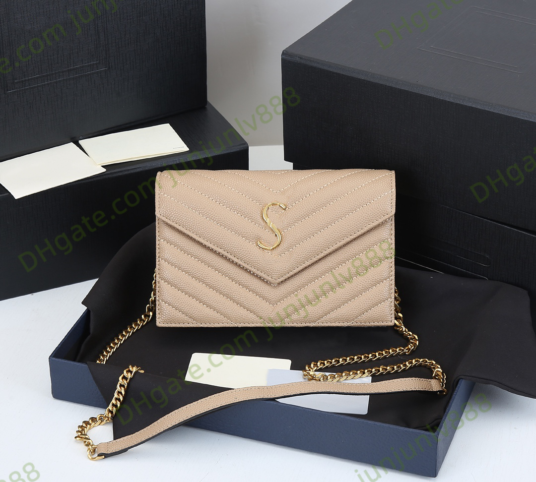 5A Women Luxury Designers Handbags Women Shoulder Bags Genuine Leather Totes Envelope chain bags handbags wallets ladies fashion crossbody clutch bags purses, Light green
5A Women Luxury Designers Handbags Women Shoulder Bags Genuine Leather Totes Envelope chain bags handbags wallets ladies fashion crossbody clutch bags purses, Light green