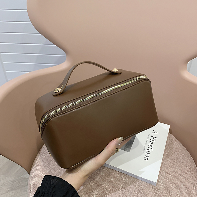New Portable Large Capacity Toiletry Kits Zipper Makeup Bag Portable Female Multifunctional Texture PU Toiletry Bag
New Portable Large Capacity Toiletry Kits Zipper Makeup Bag Portable Female Multifunctional Texture PU Toiletry Bag