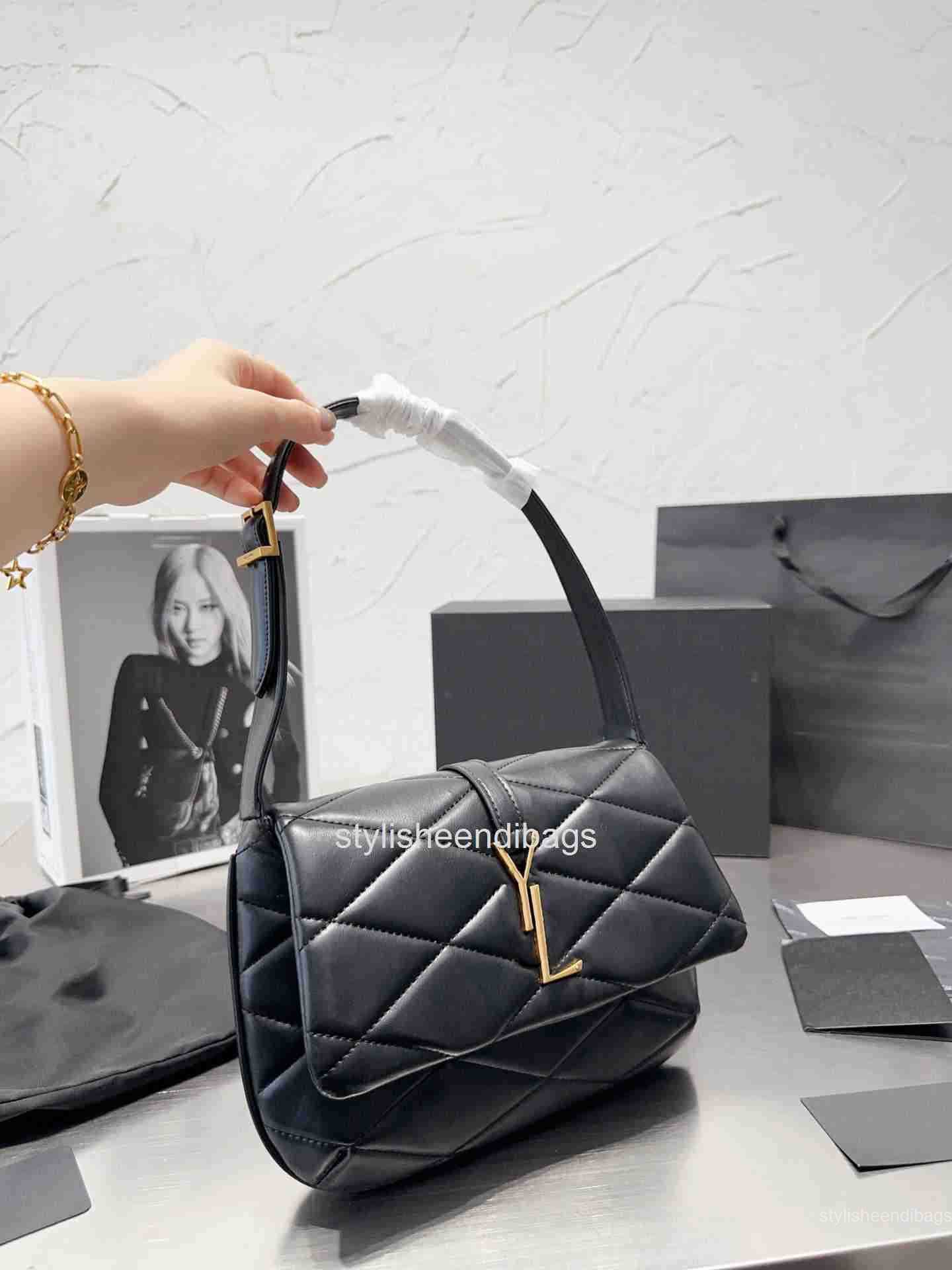 Designer Bag Luxury Underarm pouch Ladies Hobo Clutch Shopping Bags stylisheendibags Designer Handbags Square quilted quilted Lambskin Handbags Crossbody, Customize
Designer Bag Luxury Underarm pouch Ladies Hobo Clutch Shopping Bags stylisheendibags Designer Handbags Square quilted quilted Lambskin Handbags Crossbody, Customize