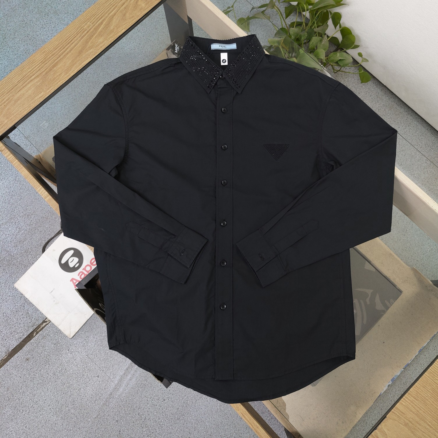 Men's Dress Shirts Designers Mens Shirts Business Fashion Casual Classic bberry Sleeve Shirt 2 colors, Black
Men's Dress Shirts Designers Mens Shirts Business Fashion Casual Classic bberry Sleeve Shirt 2 colors, Black