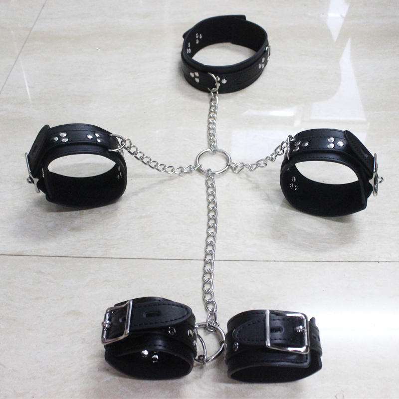 Chokers Women Vintage Goth Faux Leather Collar Metal Chain Necklace Set Sexy Gothic Harness Harajuku Punk Bondage Statement Choker Set 230518