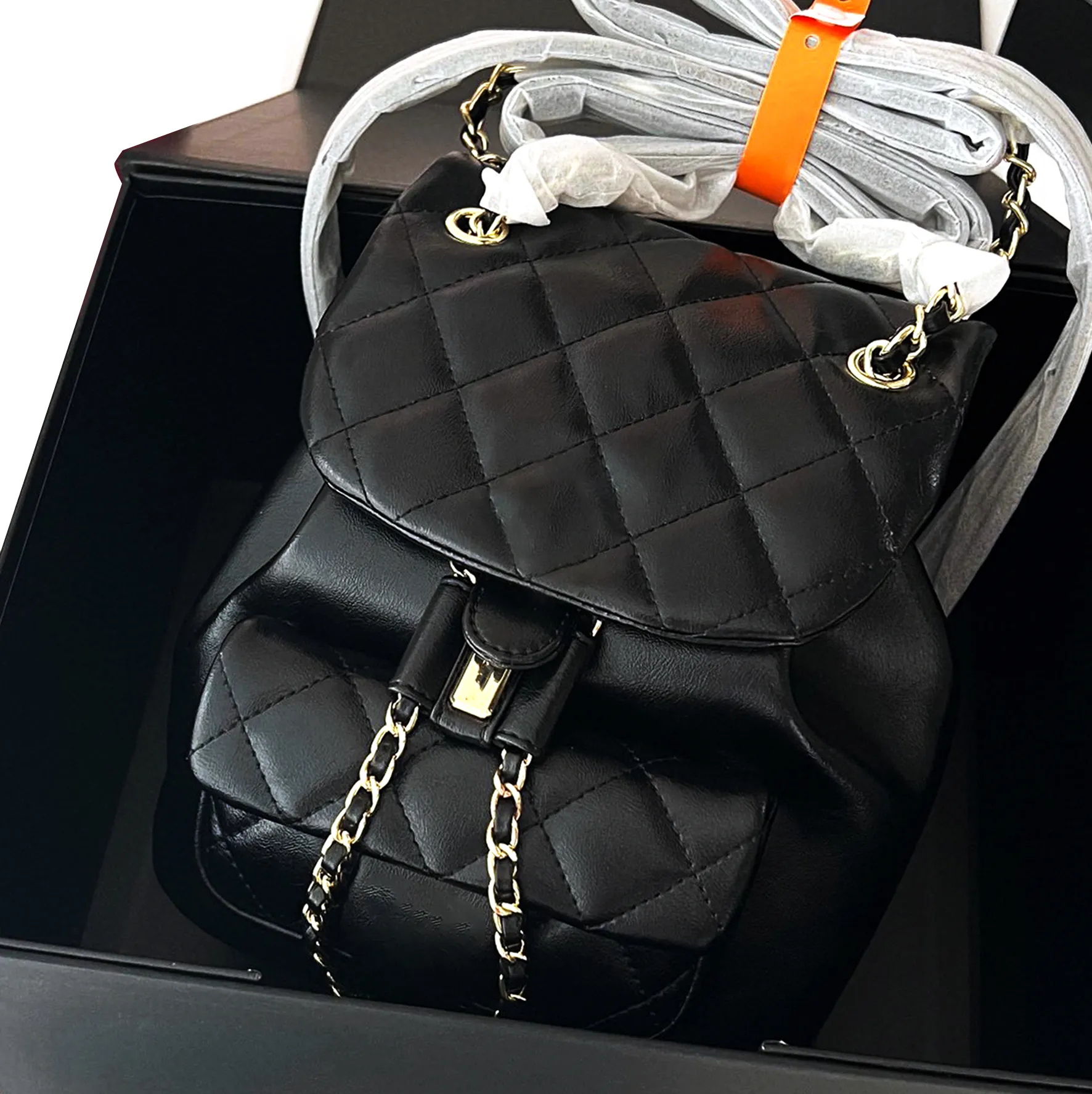 7A Designer Mini Backpack Luxury Leather Backpack and Chain Designer Backpack with Eternal Diamond backpack and Duma Gold Buckle Lychee Cowhide backpack, Pink
7A Designer Mini Backpack Luxury Leather Backpack and Chain Designer Backpack with Eternal Diamond backpack and Duma Gold Buckle Lychee Cowhide backpack, Pink