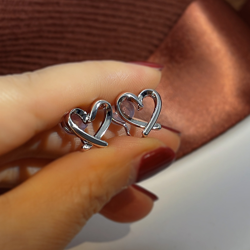Dangle Chandelier Fashion Simple Irregular Heart Ear Clips Women Girls No Piercing Silicone Stud Earrings Korean Earring Party Jewelry Gifts 230519