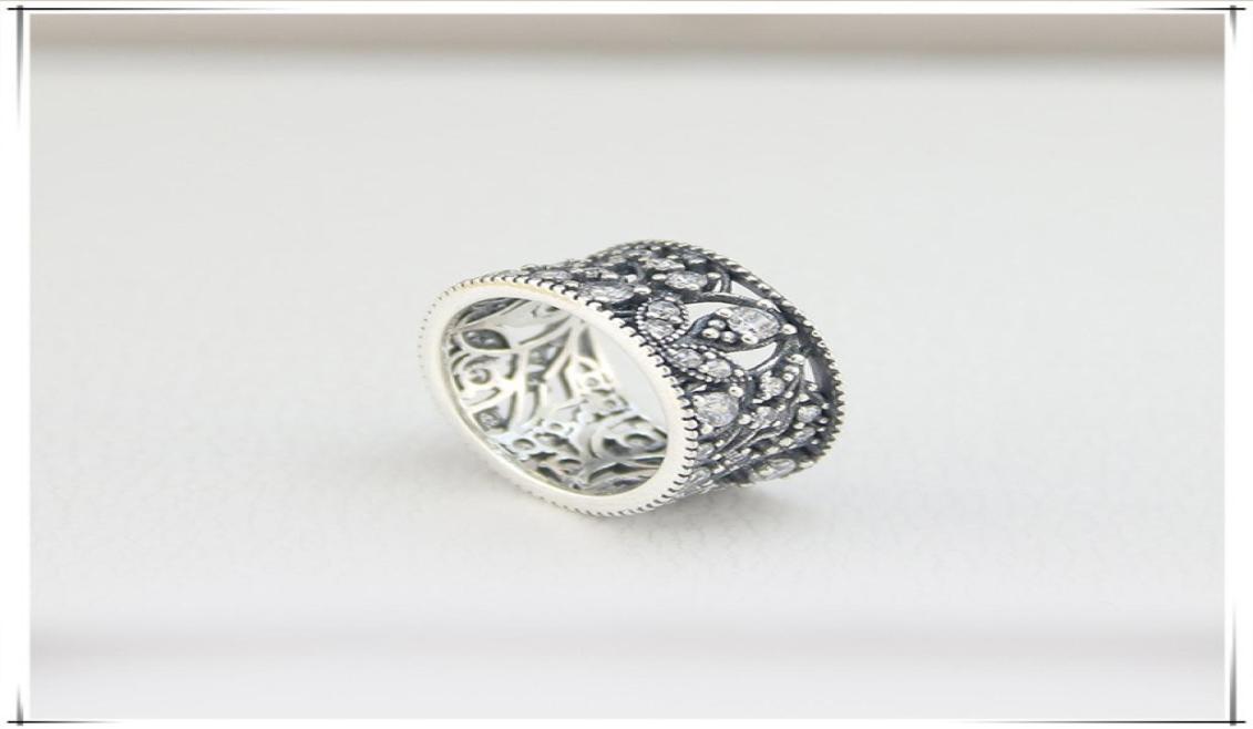 FashionNew high quality brand S925 silver ring round silver Petal type ring for fashion lovers gift ring come with dust bag9265657
FashionNew high quality brand S925 silver ring round silver Petal type ring for fashion lovers gift ring come with dust bag9265657