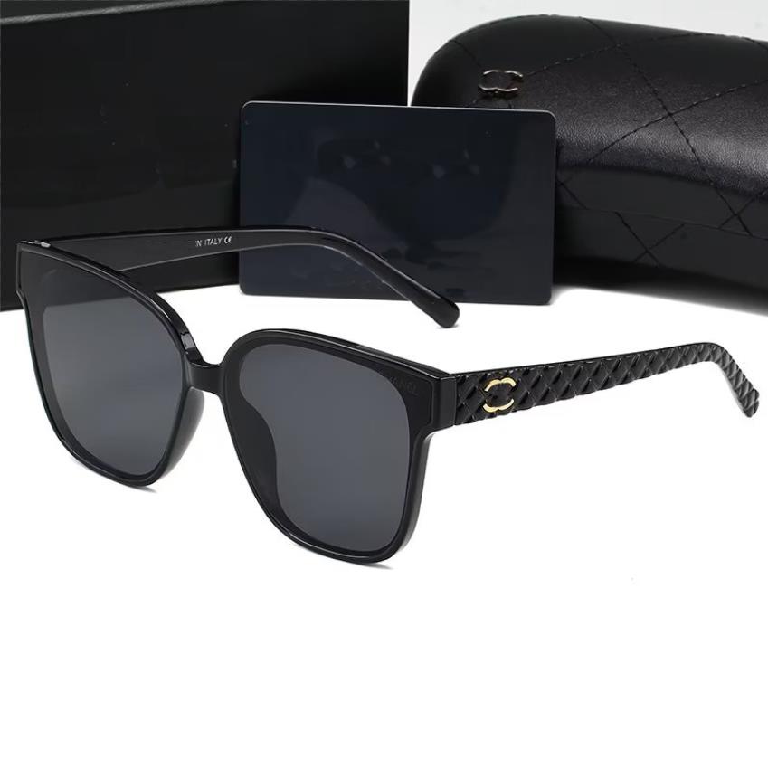 2024 French sunglasses men's and women's designer 0735 sunglasses UV protection polarized glasses
2024 French sunglasses men's and women's designer 0735 sunglasses UV protection polarized glasses