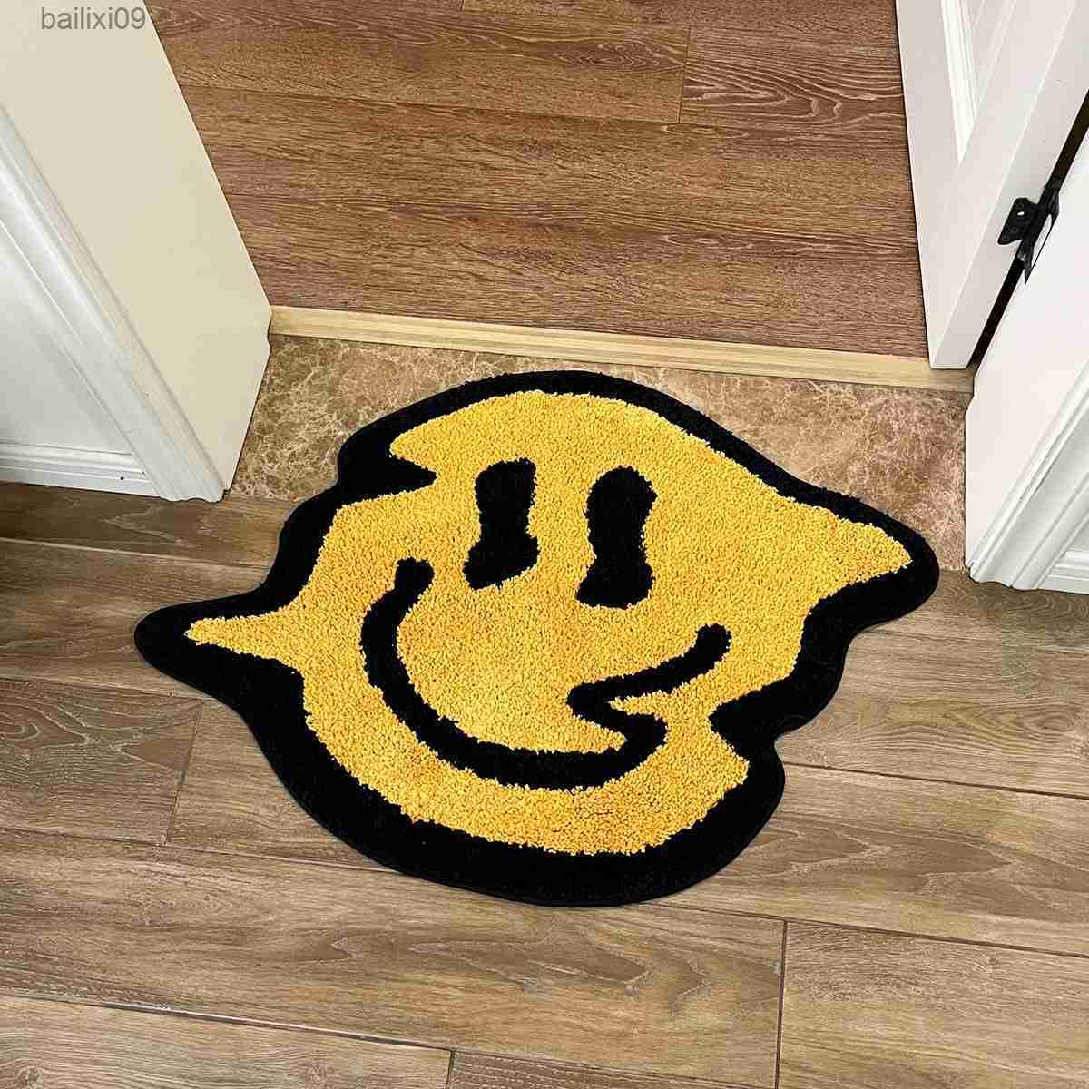 Carpets Trippy Smile Tufting Rug Handmade Bedroom Kitchen Toilet Mat Funny Custom Smile Rug Non-Slip Abosrbent Bath Doormat T230519, Red
Carpets Trippy Smile Tufting Rug Handmade Bedroom Kitchen Toilet Mat Funny Custom Smile Rug Non-Slip Abosrbent Bath Doormat T230519, Red