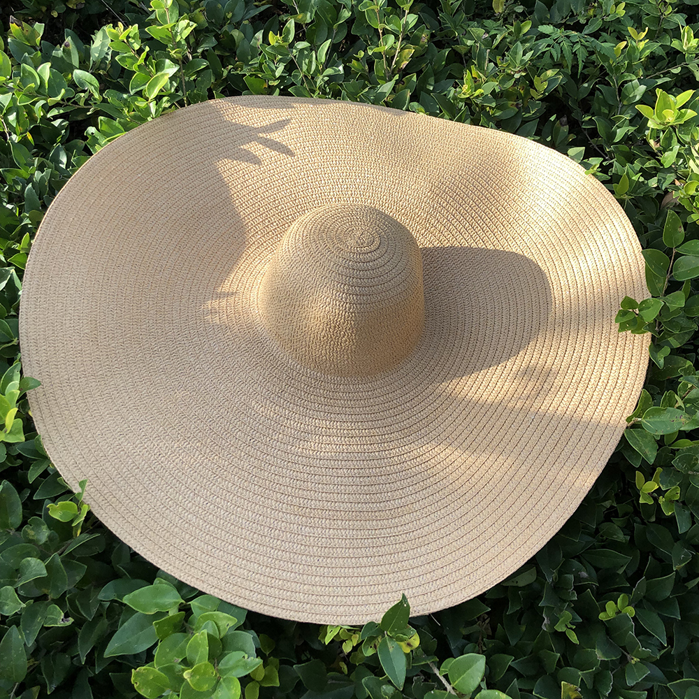 Wide Brim Hats Bucket Hats 25CM Wide Brim Oversized Beach Hats For Women Large Straw Hat UV Protection Foldable Sun Shade Hat Wholesale Drop 230518