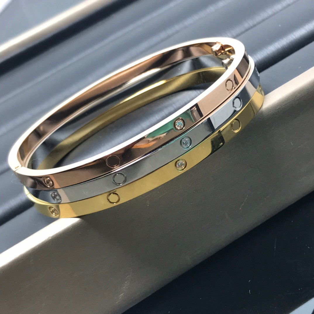 4MM Thin 6th Titanium Steel Designer Women Men Diamond Love Bracelet Bangles silver rose gold Screw Screwdriver Nail Bangle Bracelet Couple Jewelry 16-19
4MM Thin 6th Titanium Steel Designer Women Men Diamond Love Bracelet Bangles silver rose gold Screw Screwdriver Nail Bangle Bracelet Couple Jewelry 16-19