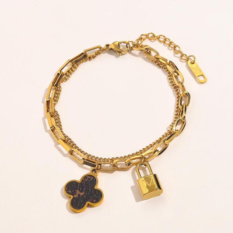 Luxury Designer Brand Letter Chain Bracelets Famous Men Women High Quality Stainless Steel 18K Gold Plated Bracelet Flower Print Bangle Lovers Jewelry Accessories
Luxury Designer Brand Letter Chain Bracelets Famous Men Women High Quality Stainless Steel 18K Gold Plated Bracelet Flower Print Bangle Lovers Jewelry Accessories