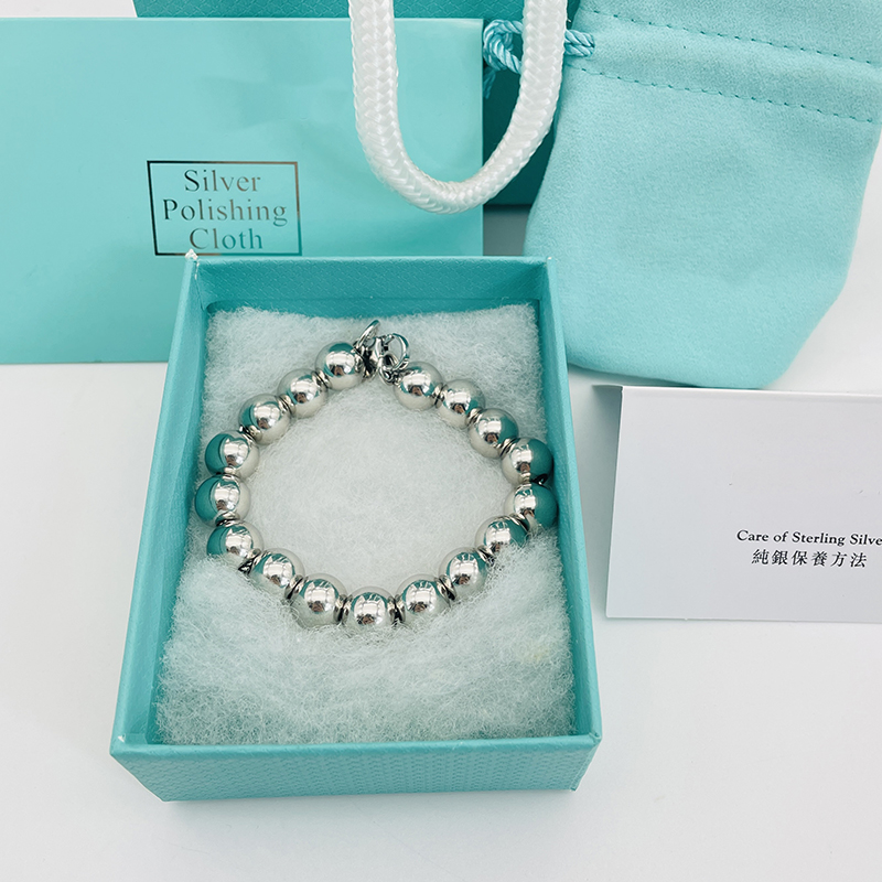 Luxury Designer Bracelets Women 10mm Beaded Chain Strands Stainless Steel Couple Fashion Jewelry Gifts for Woman Accessories
Luxury Designer Bracelets Women 10mm Beaded Chain Strands Stainless Steel Couple Fashion Jewelry Gifts for Woman Accessories