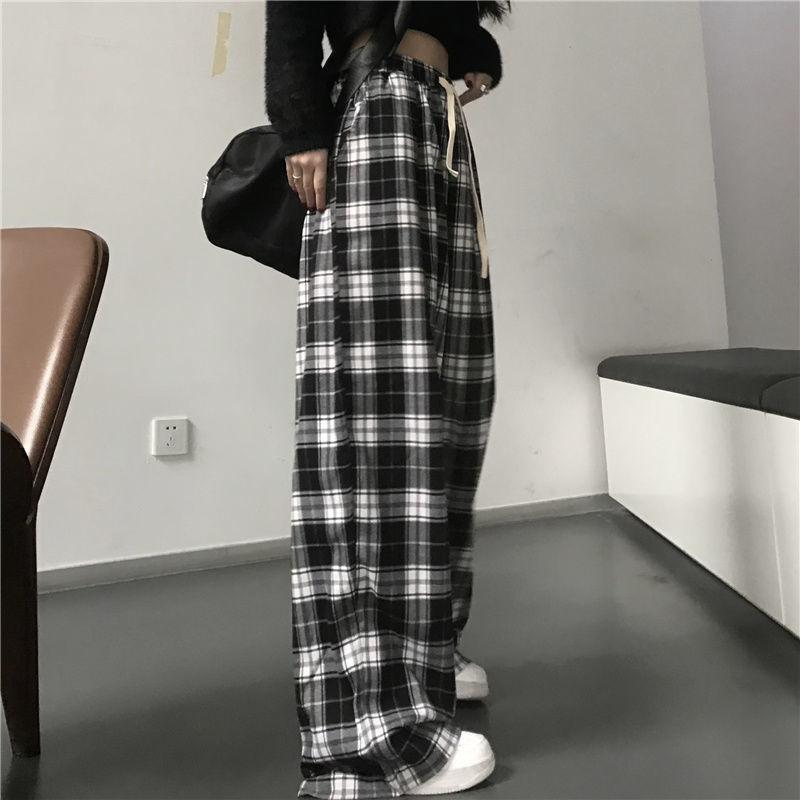 Capris Summer Harajuku Plaid Pants Women High Waist Streetwear Loose Straight Pant Casual Chic Wide Leg Trousers
Capris Summer Harajuku Plaid Pants Women High Waist Streetwear Loose Straight Pant Casual Chic Wide Leg Trousers