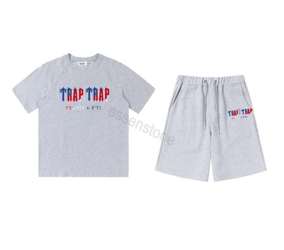 Trap star tracksuit Men's t shirt designer shirts print letter luxury black and white grey rainbow color summer sports fashion cotton man trap star short US S-2XL, The same as real 
Trap star tracksuit Men's t shirt designer shirts print letter luxury black and white grey rainbow color summer sports fashion cotton man trap star short US S-2XL, The same as real