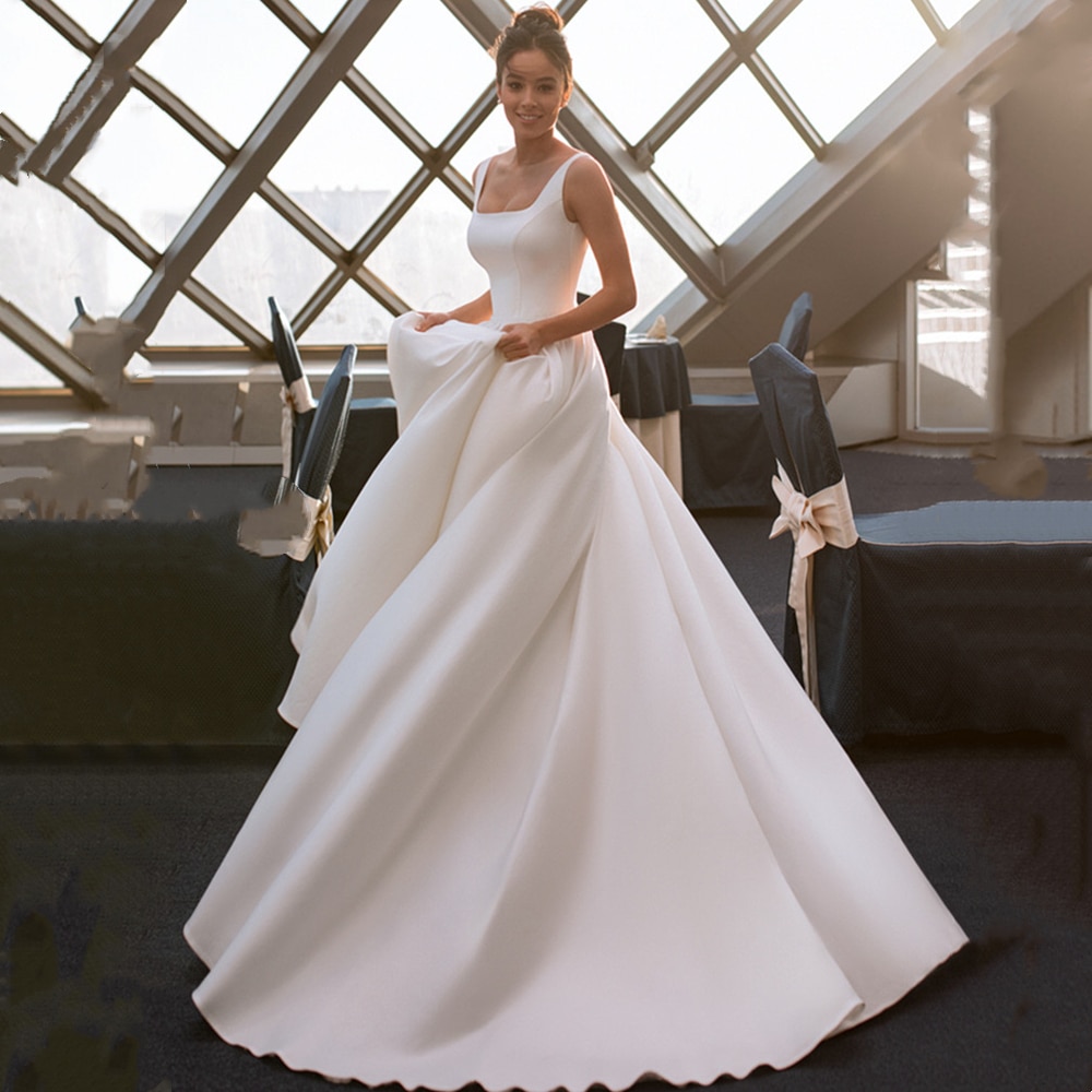 Square Neck A Line Wedding Dresses for Bride Pleat Backless Satin Wedding Gowns Wide Straps vestidos de novia