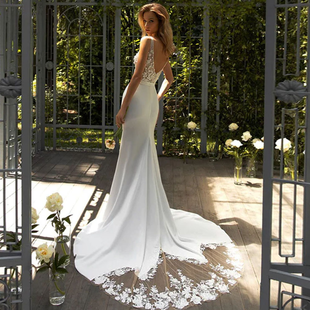 Modern Splicing Train Mermaid Wedding Dresses V-Neck Appliques Backless Bridal Gown With Belt Lace Hem Vestidos De Novia