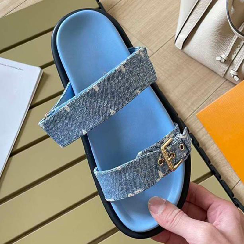 Bom Dia Slipper Slides Designer Women Summer Sandals 2 Strap Double Buckle Real Leather Flat Mules Beach Sandels, 8#
Bom Dia Slipper Slides Designer Women Summer Sandals 2 Strap Double Buckle Real Leather Flat Mules Beach Sandels, 8#