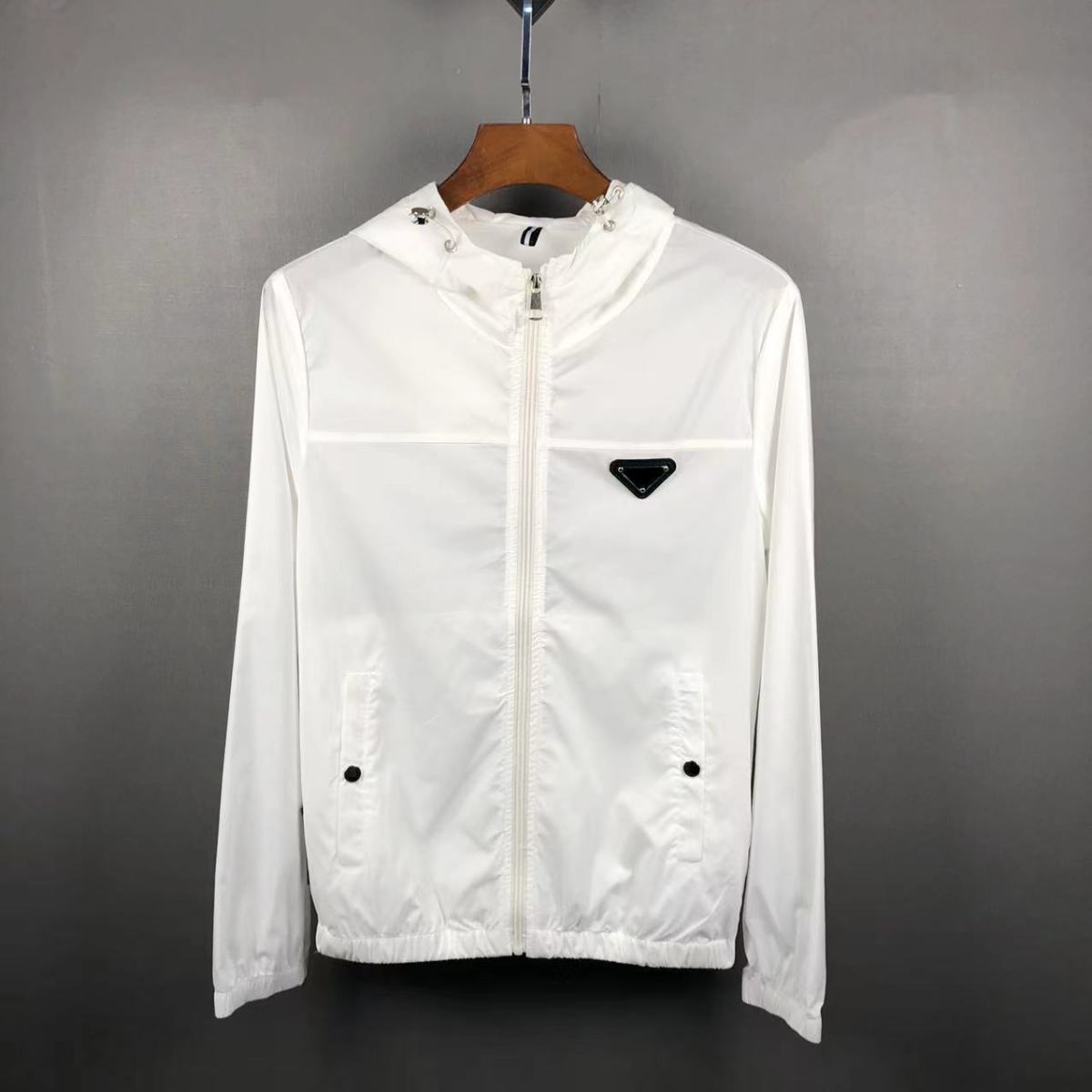 P-ra Original Style Fashion Designer Men's Thin Jackets 2023 Trendy Slim Hooded Jacket Couples Classic Trend Zipper Long Sleeve Fit Sports Hoodie Coat Top Coats 60YI, White
P-ra Original Style Fashion Designer Men's Thin Jackets 2023 Trendy Slim Hooded Jacket Couples Classic Trend Zipper Long Sleeve Fit Sports Hoodie Coat Top Coats 60YI, White