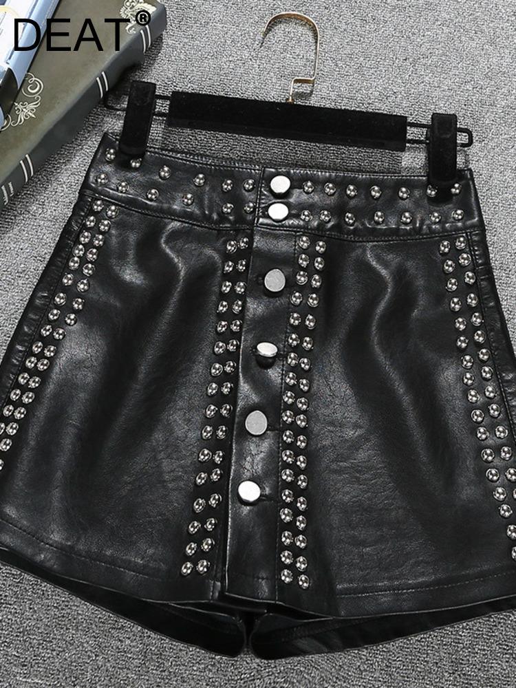 Shorts DEAT 2022 Autumn Summer Rivet Leather Black Women New High Waist Ashaped Slim Shorts Loose Outerwear Fashion RC008
Shorts DEAT 2022 Autumn Summer Rivet Leather Black Women New High Waist Ashaped Slim Shorts Loose Outerwear Fashion RC008