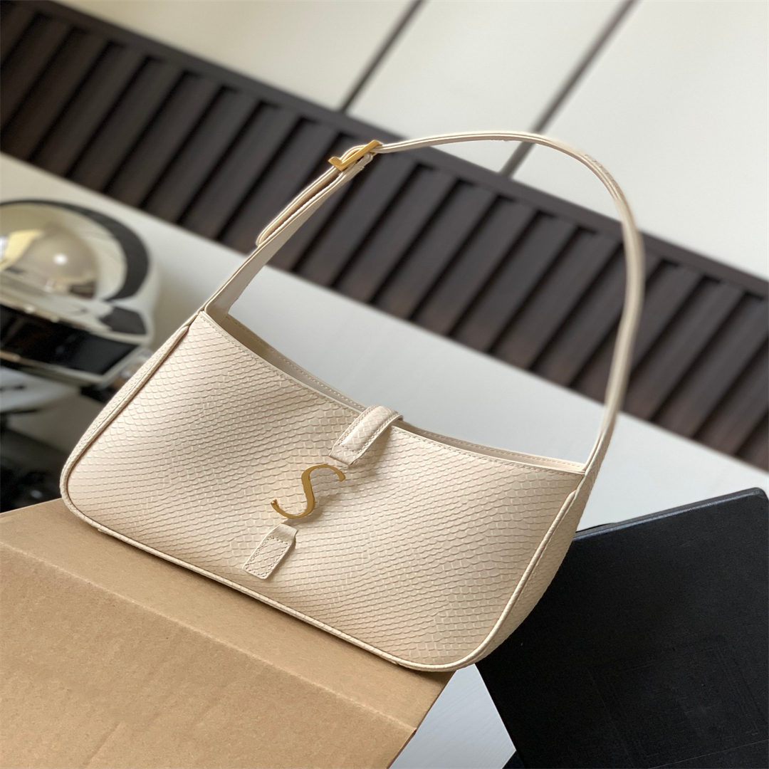 Top Women Shoulder bags Genuine leather Underarm bags Fashion Luxury Totes Bling Nylon Quality Classic Shiny Hand bags Tape box, Pink
Top Women Shoulder bags Genuine leather Underarm bags Fashion Luxury Totes Bling Nylon Quality Classic Shiny Hand bags Tape box, Pink