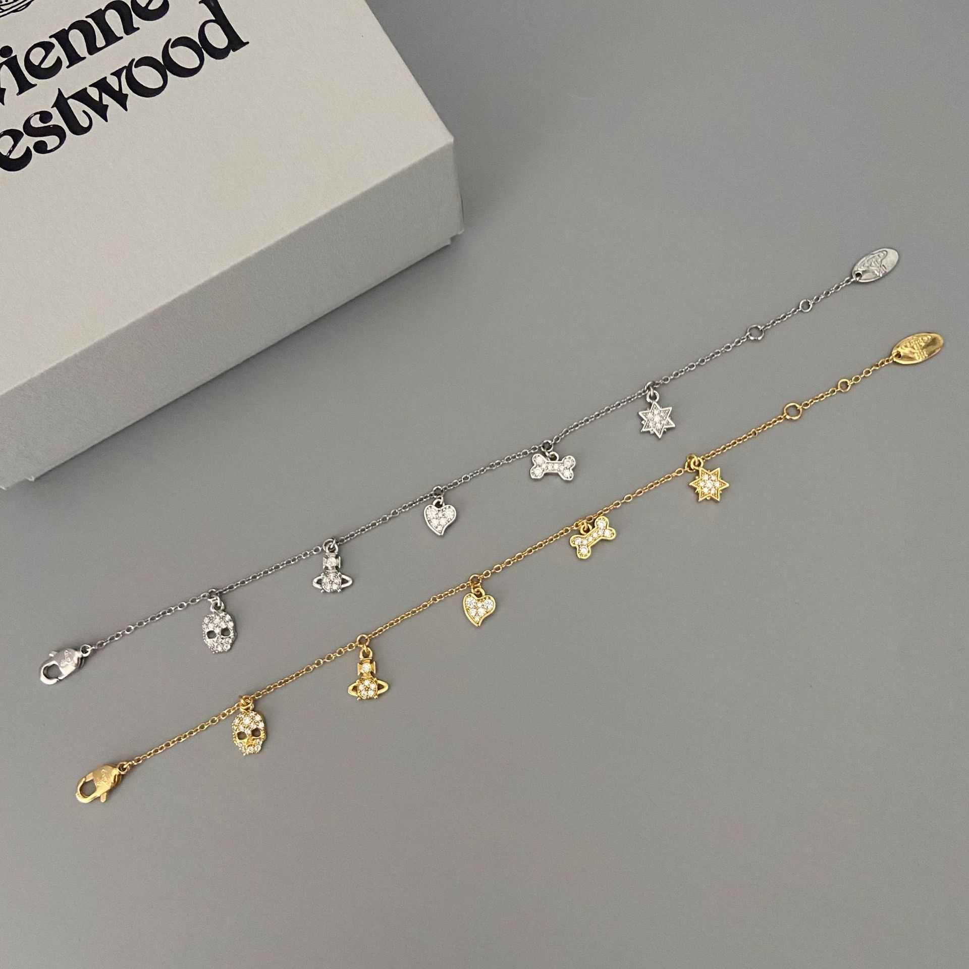 Star Moon 2022 Western empress dowager's new mini pendant Saturn bracelet simple fashionable Korean version is light and luxurious
Star Moon 2022 Western empress dowager's new mini pendant Saturn bracelet simple fashionable Korean version is light and luxurious