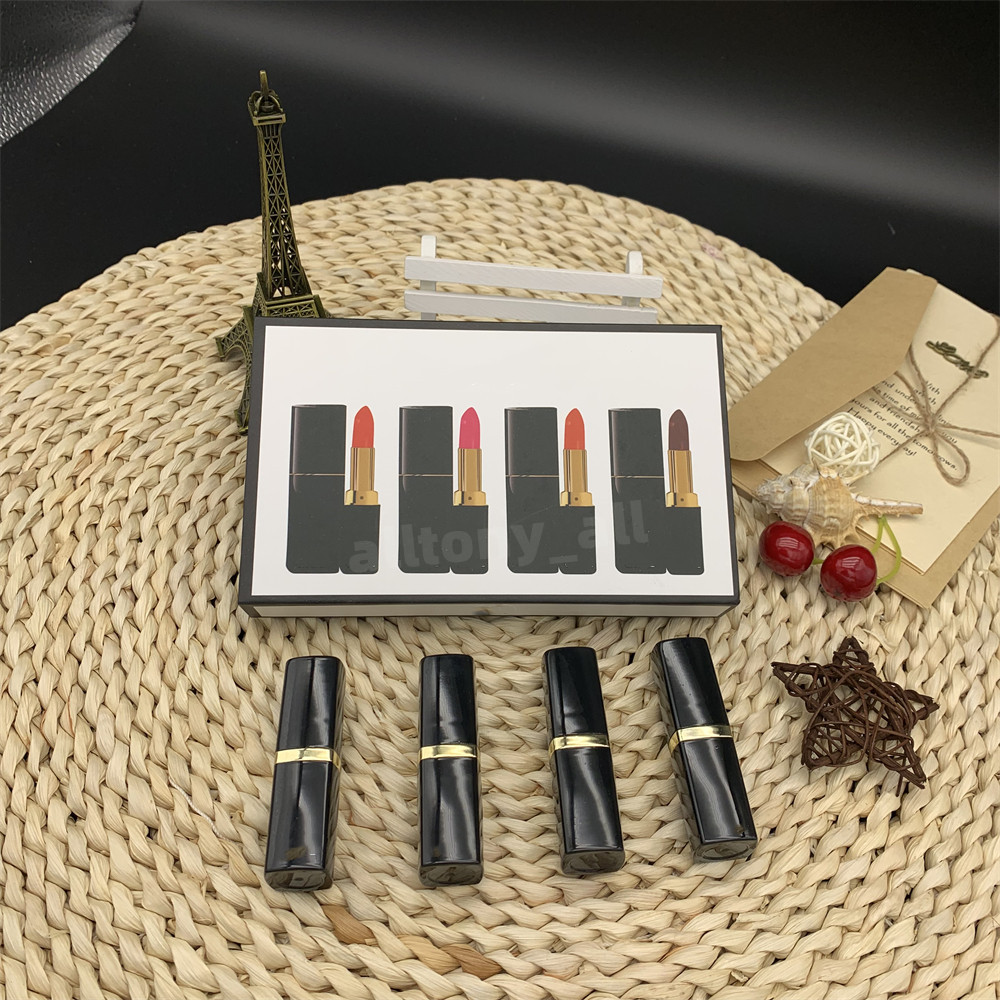 Brand Matte Lipstick 4-color black bucket waterproof lasting veet makeup lipstick set