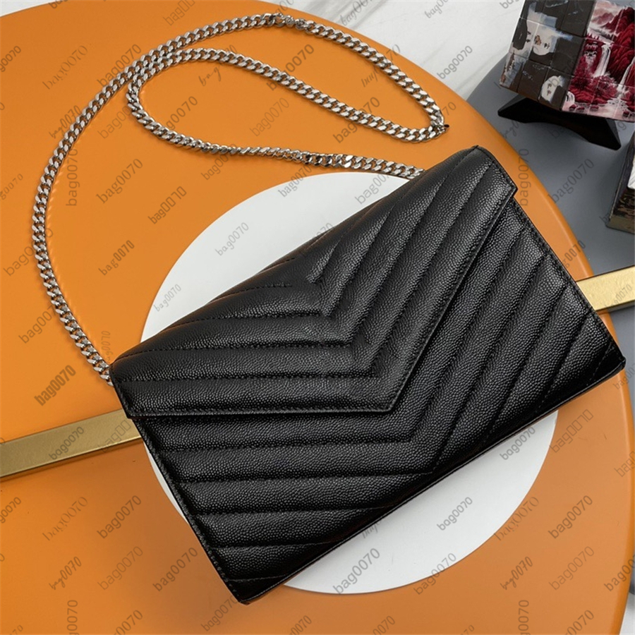 Other Fashion Accessories Designer Bag Fashion Handbags Shoulder Luxurys Bags Metal Chain Gold Silver Women Handbag Genuine Leather Flip Cover Messenger Crossbod
Other Fashion Accessories Designer Bag Fashion Handbags Shoulder Luxurys Bags Metal Chain Gold Silver Women Handbag Genuine Leather Flip Cover Messenger Crossbod