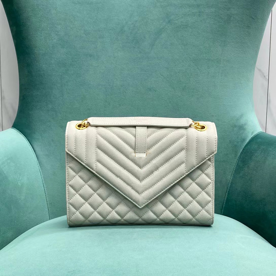 Designer Messenger Bag Luxury Handbag 24CM Genuine Leather Flap Bag High Imitation Shoulder Bag With Box ZY002
Designer Messenger Bag Luxury Handbag 24CM Genuine Leather Flap Bag High Imitation Shoulder Bag With Box ZY002