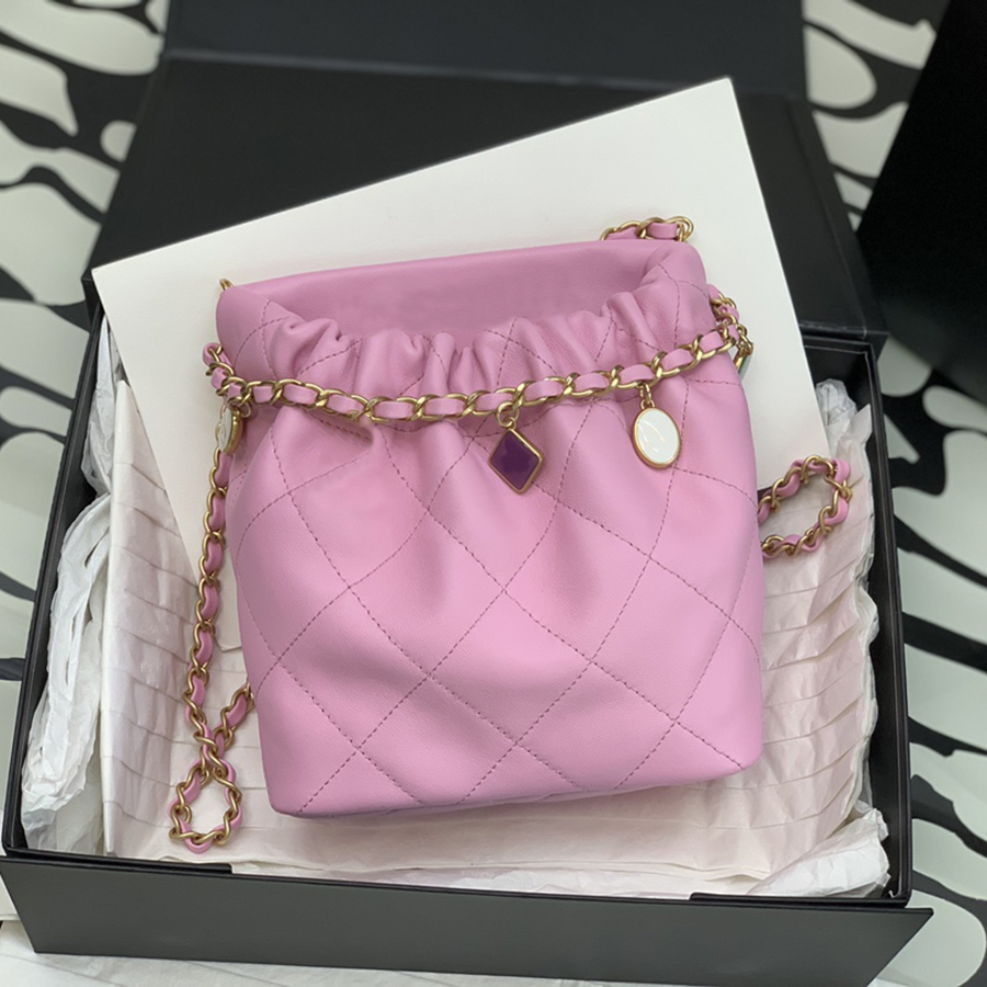 10A TOP quality crossbody bag designer bags 17cm genuine leather shoulder bag lady handbag With box C527, More product consultation
10A TOP quality crossbody bag designer bags 17cm genuine leather shoulder bag lady handbag With box C527, More product consultation