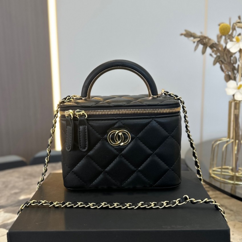 designer bags crossbody bag women handbag high quality lambskin leather mini shoulder bag metal chain make up box clutch purse plaid quilted card holder, White
designer bags crossbody bag women handbag high quality lambskin leather mini shoulder bag metal chain make up box clutch purse plaid quilted card holder, White