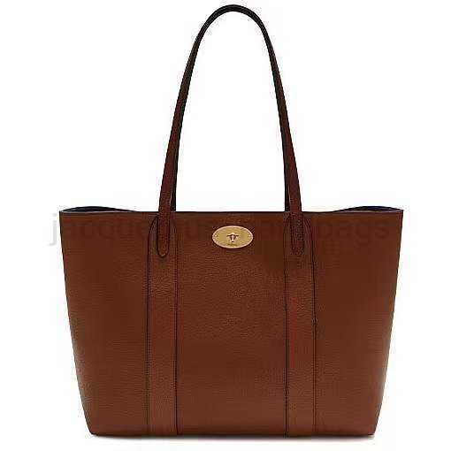 mulberries designer bag Lily Mulberries Chain Bag Retro Big Premium Feel Handbag Leather Large Capacity Tote Bag Women's Commuter Shoulder B 6R7D, Black2
mulberries designer bag Lily Mulberries Chain Bag Retro Big Premium Feel Handbag Leather Large Capacity Tote Bag Women's Commuter Shoulder B 6R7D, Black2