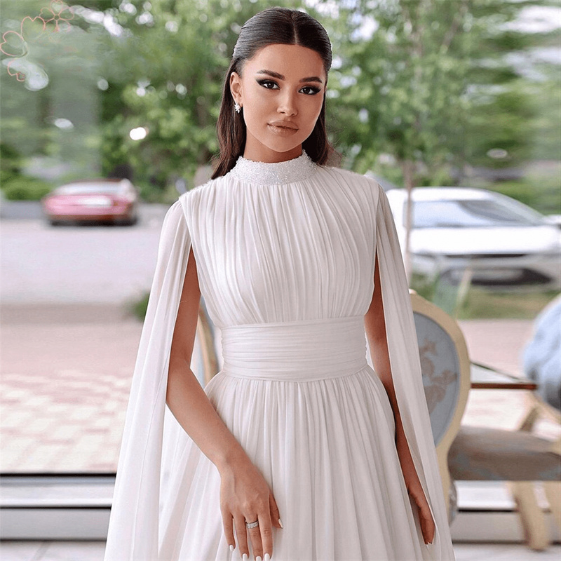 Stunning White Dubai Arabic Wedding Dress 2023 With Cape Clock High Neck Pleat Beaded Beach Chiffon Bridal Gowns Chic Country vestidos de novia robe d