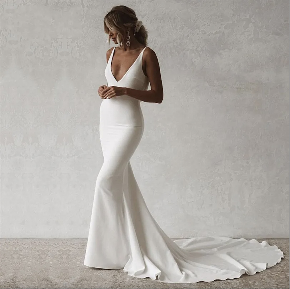 Sexy Mermaid Bride Dresses Boho V-Neck Open Back Elastic Wedding Gown Simple Long Train Buttons Bridal Dress 0509