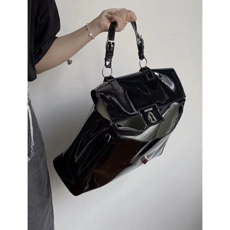 Briefcases Trendy Female Briefcase Cool Patent Leather Shoulder Laptop Bag Women Large Capacity Messenger Bag Big Handbags 230520