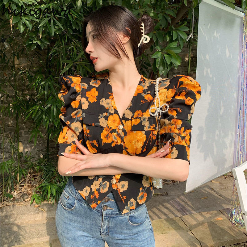 Womens Blouses Shirts Summer Blouse Women Blusas Mujer De Moda Sexy Vneck Puff Sleeve Tunic Korean Vintage Fashion Floral Crop Tops 7j335 230519